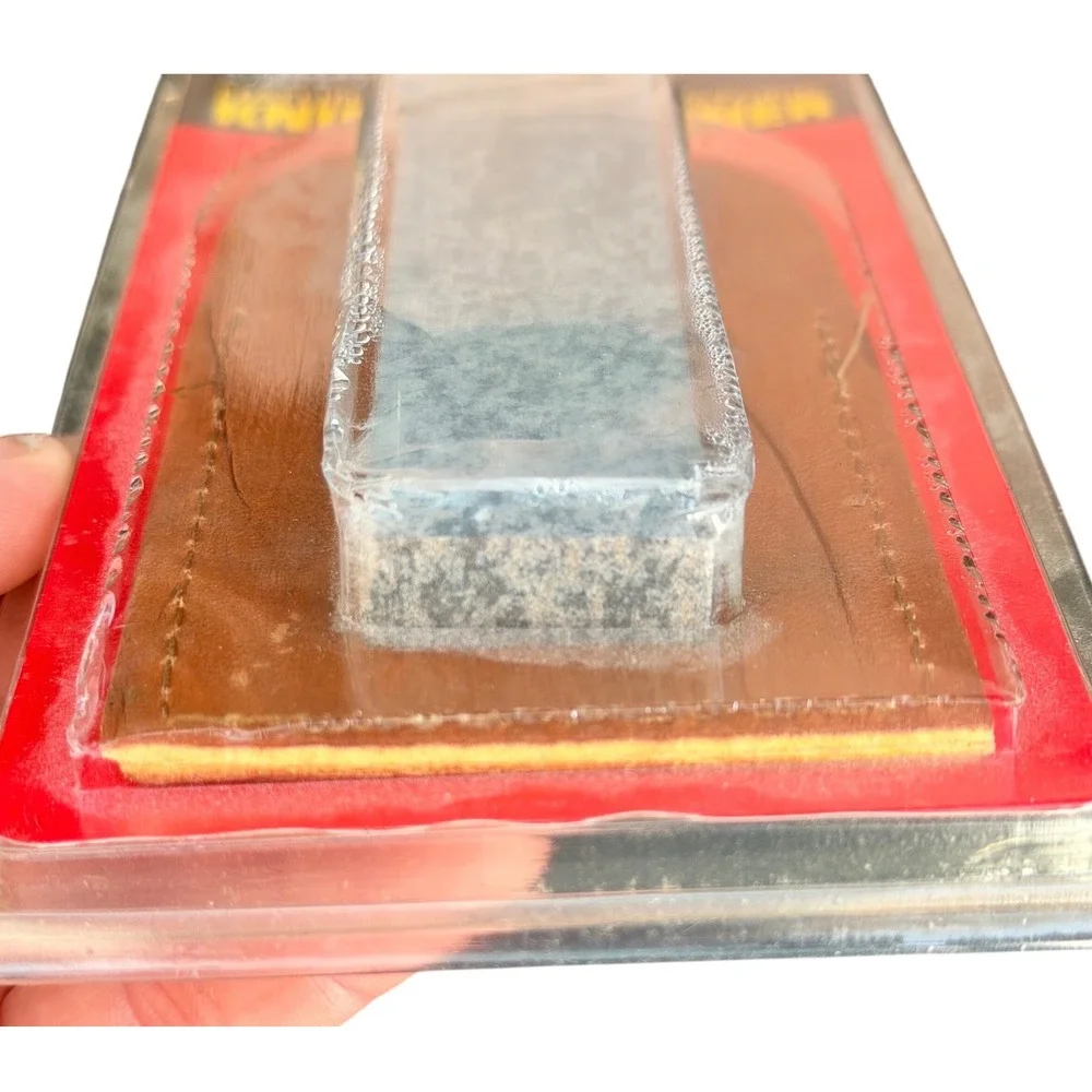 Smiths Natural Arkansas Stone Knife Sharpener Medium MP4L Grey Leather Pouch New